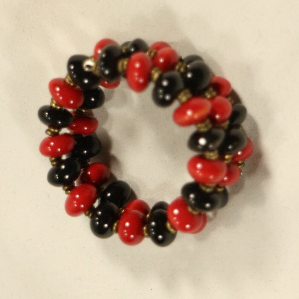 KAZURI BEADS Handmade Warrior Bright Red/Black Wraparound Bracelet OS - Picture 4 of 4